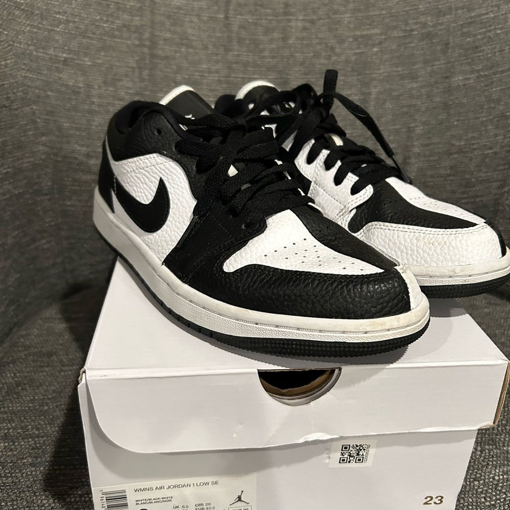 Nike Unisex Air Jordan 1 Low SE